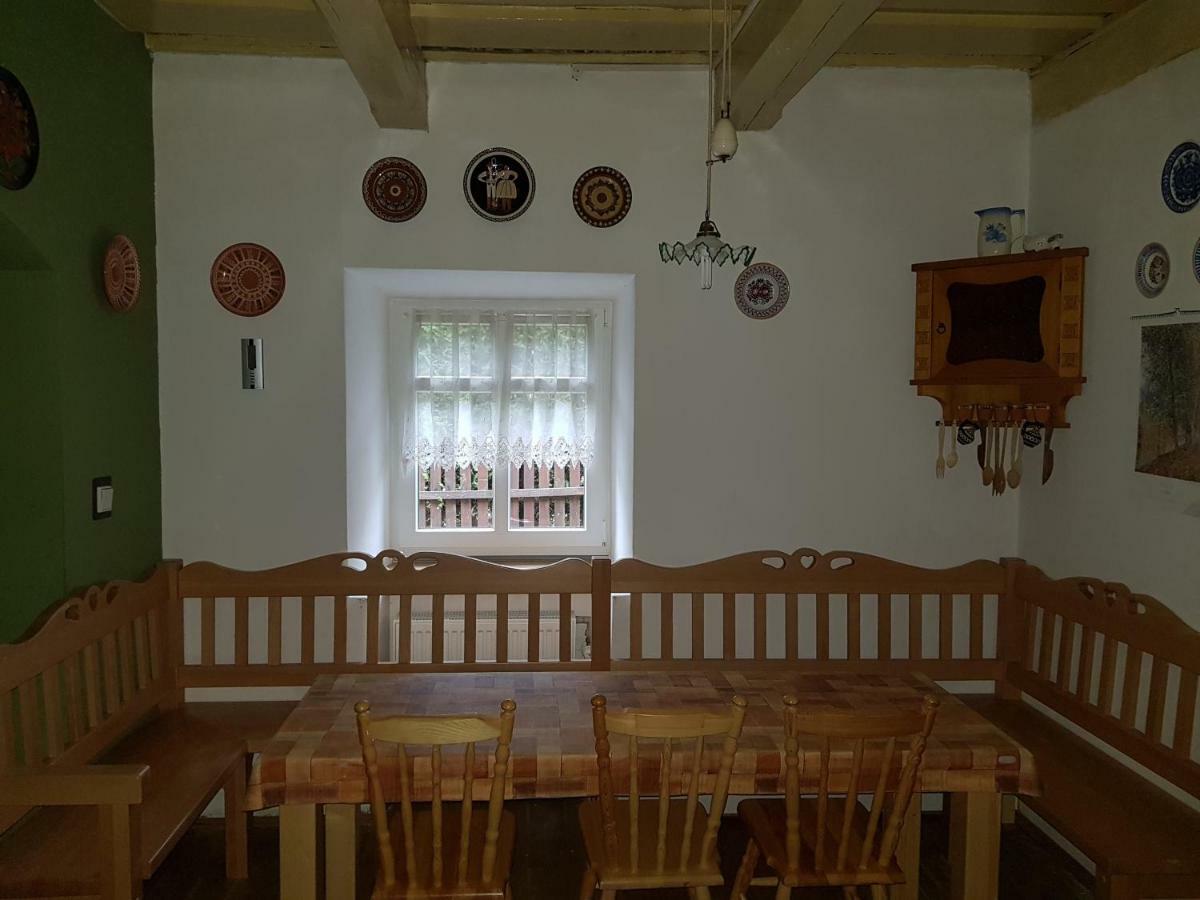 Chalupa U Potoka Stare Hory Bagian luar foto